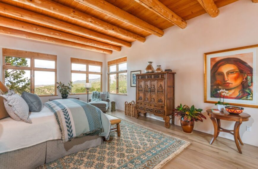 What Are Common Contingencies in Santa Fe Real Estate Purchase Contracts?