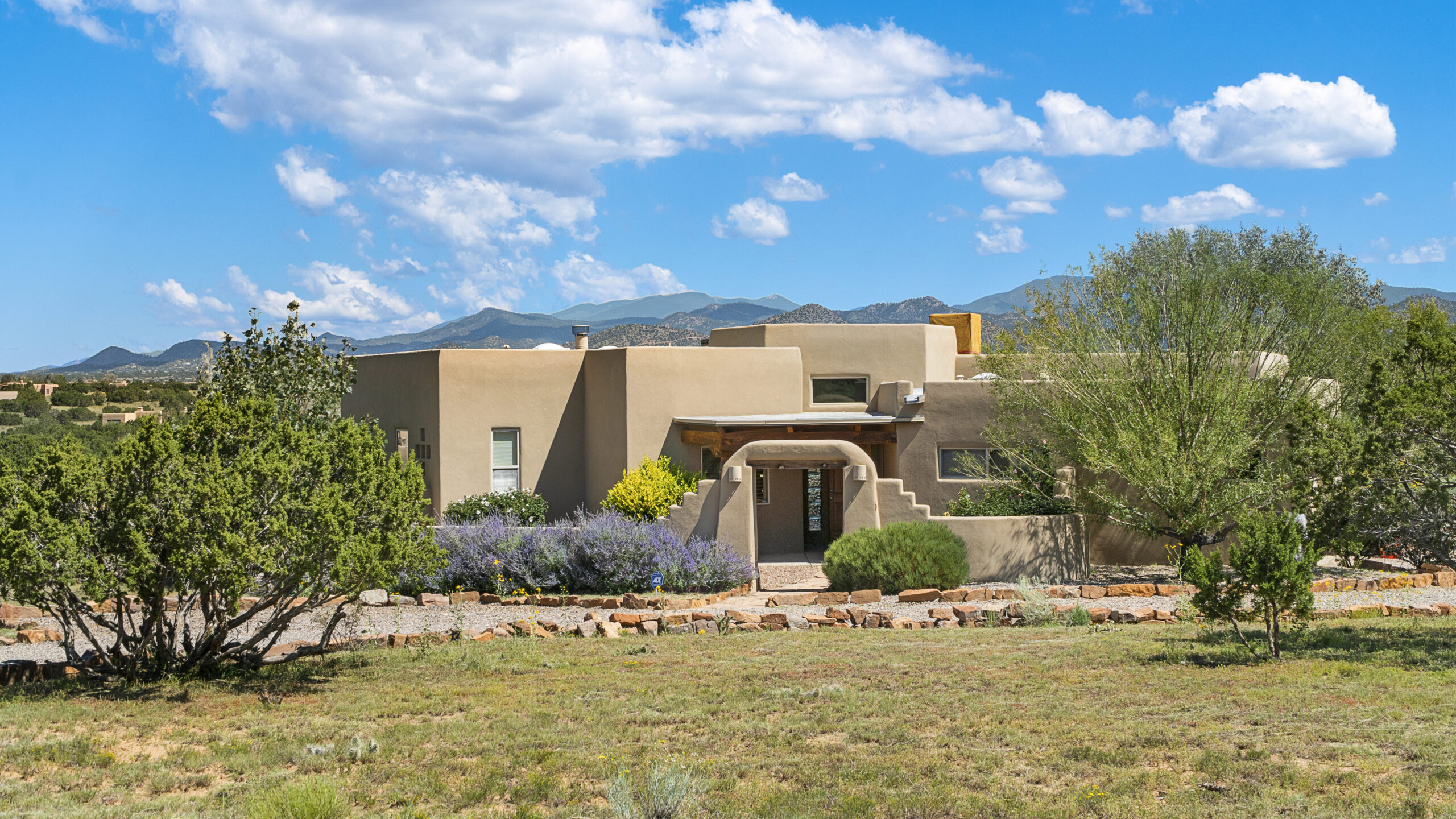 When Is the Best Season to Sell My Home in Santa Fe?
