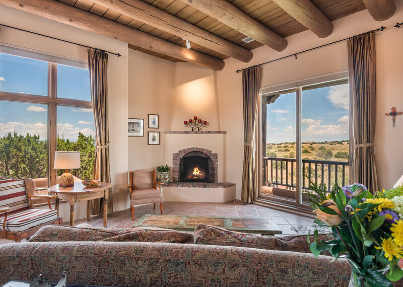 Should You List Now or Wait Until Spring? Winter Market Insights for Santa Fe Sellers