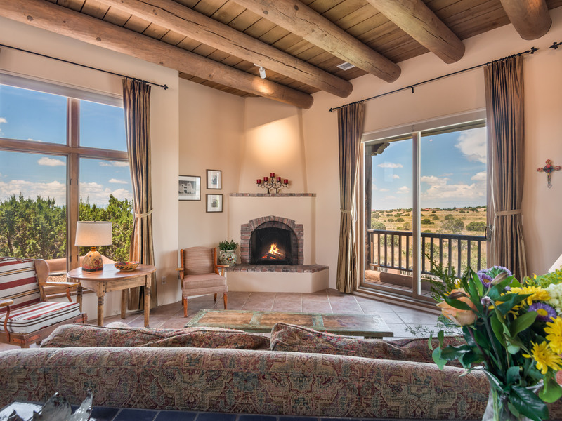 Should You List Now or Wait Until Spring? Winter Market Insights for Santa Fe Sellers