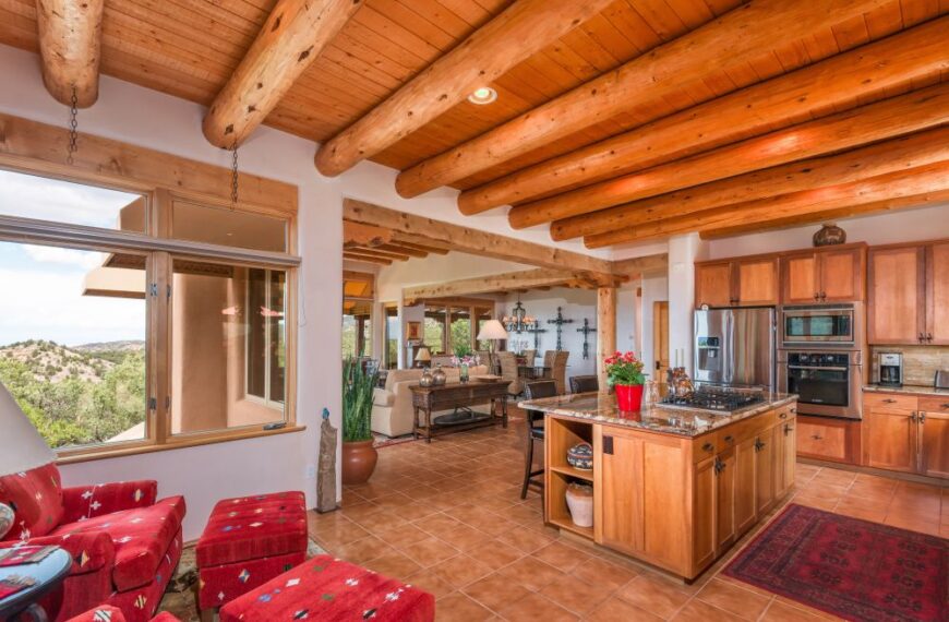 Why Days on Market Matter When Selling in Santa Fe