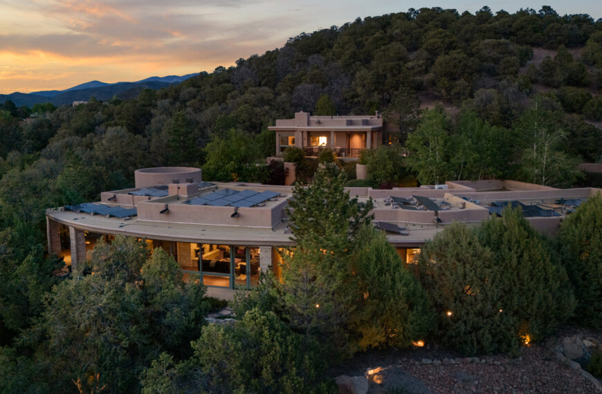 When Do Luxury Homes Sell Best in Santa Fe?
