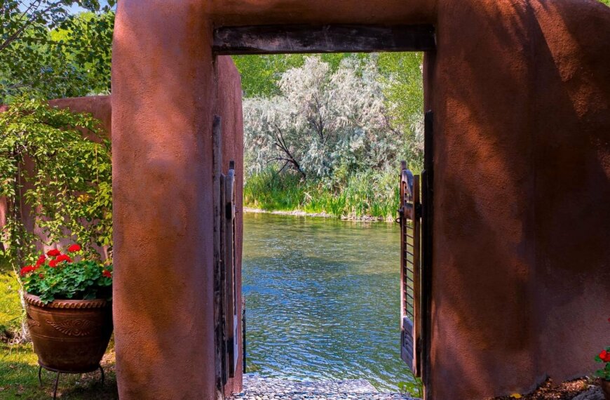 PHOTO: Open Door to the Rio Grande by Elijah Rael