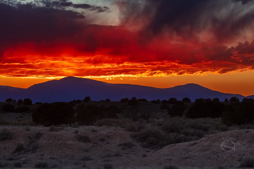 PHOTO: Stunning Sunset Balanced on Tschicoma Peak by Ed MacKerrow